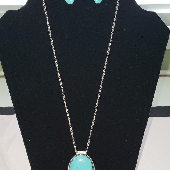 Jewelry - Picture 5 of 6